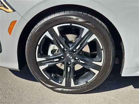 Used 2021 Kia K5 GT-Line image 13