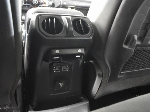 Used 2023 Jeep Wrangler Unlimited Rubicon 4xe image 31