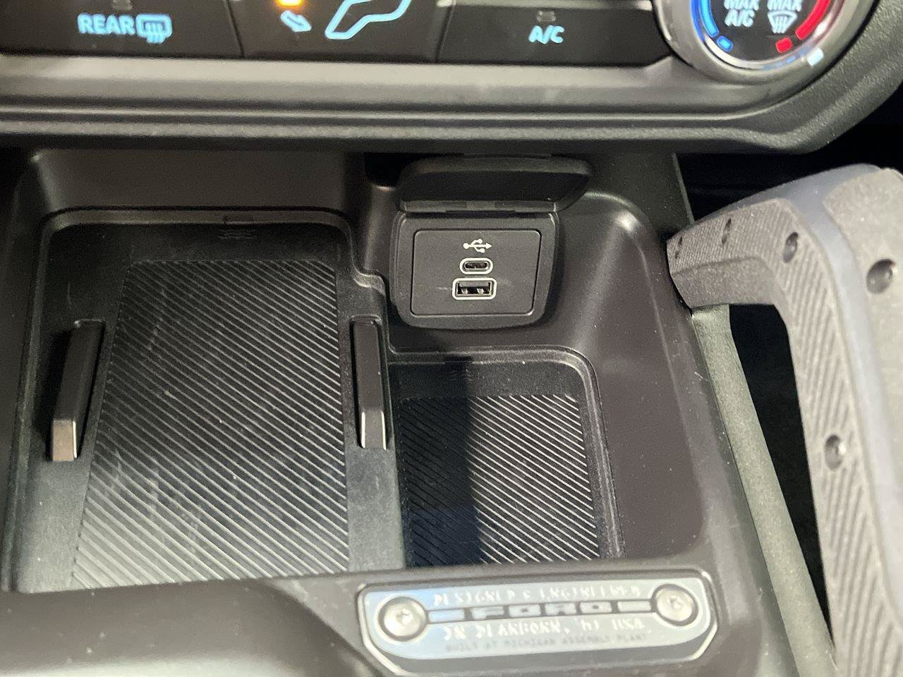 Used 2026 Ford Bronco Badlands AWD/4WD image 19