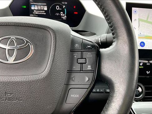 Certified 2023 Toyota bZ4X AWD image 22
