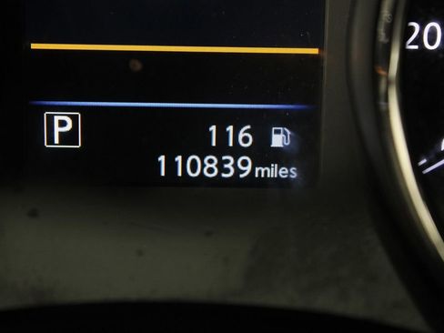 Used 2019 Nissan Rogue S FWD image 26
