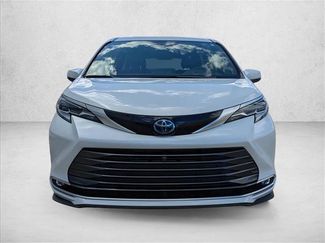 Certified 2023 Toyota Sienna Platinum video 2