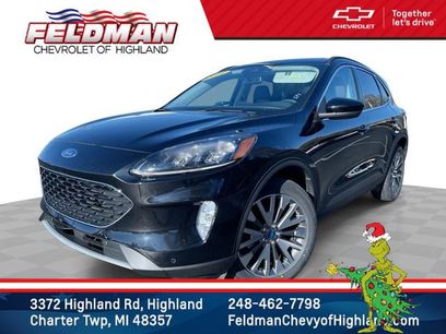 Used 2022 Ford Escape Titanium w/ Class II Trailer Tow Package