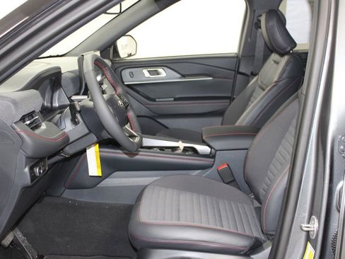 New 2026 Ford Explorer ST-Line w/ ST-Line Street Pack RWD image 21