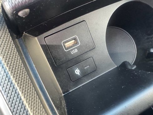 Used 2023 Hyundai Santa Fe SEL w/ Premium Package image 23