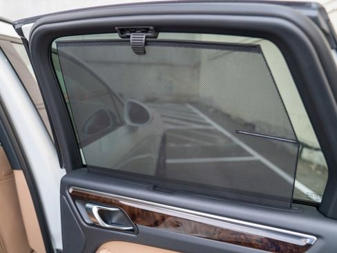 Used 2025 Porsche Macan image 25