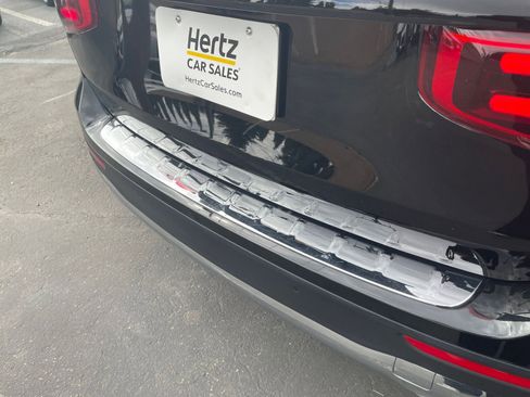 Used 2024 Mercedes-Benz GLB 250 image 28