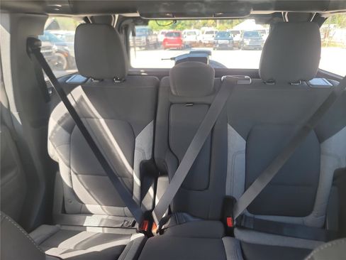 New 2025 Ford Bronco image 11