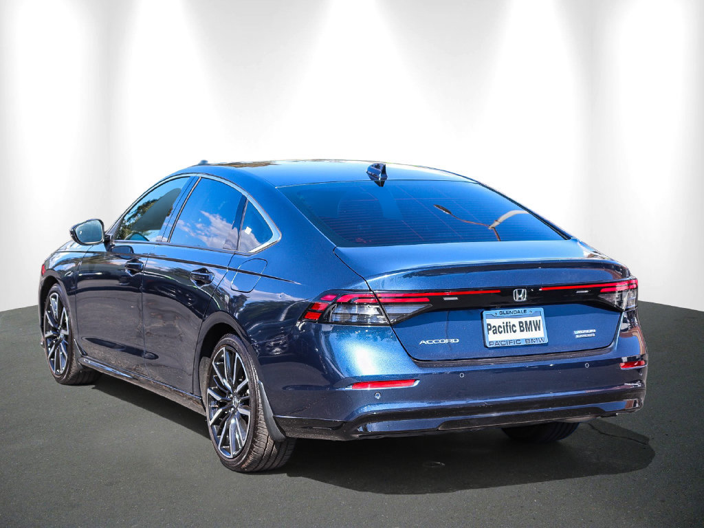 Used 2024 Honda Accord Touring image 4