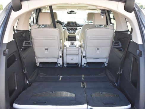 Certified 2025 Honda Odyssey EX-L image 19