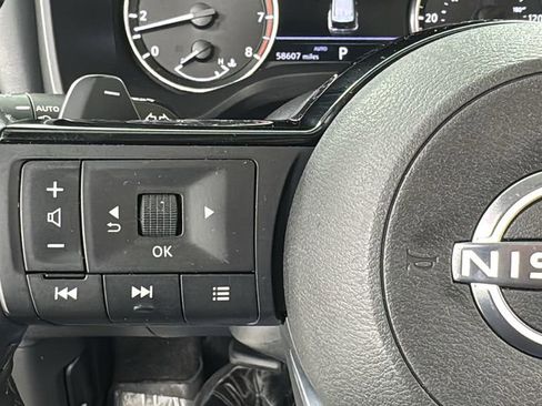 Used 2023 Nissan Rogue SV w/ SV Premium B Package image 22