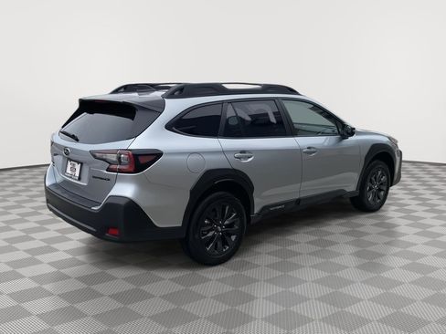 Used 2025 Subaru Outback Onyx Edition image 7
