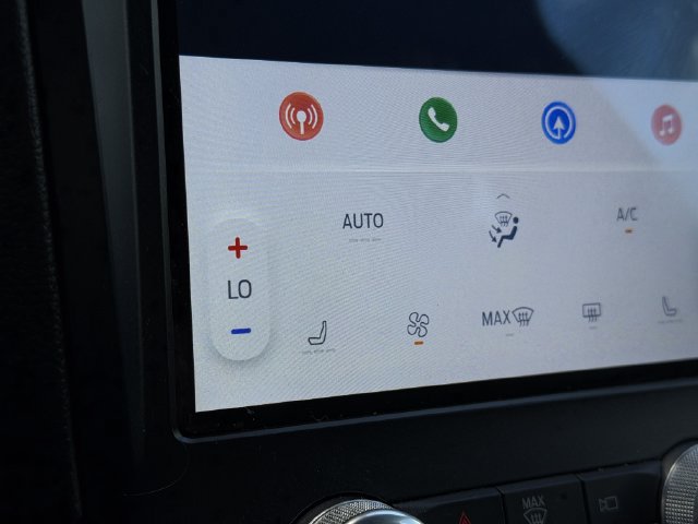 Used 2021 Ford Edge ST-Line FWD image 19