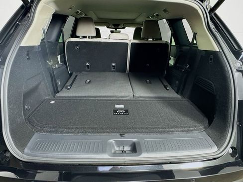New 2027 INFINITI QX60 Luxe w/ Cargo Package FWD image 31