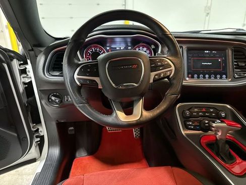 Used 2017 Dodge Challenger GT w/ Technology Group AWD/4WD image 11