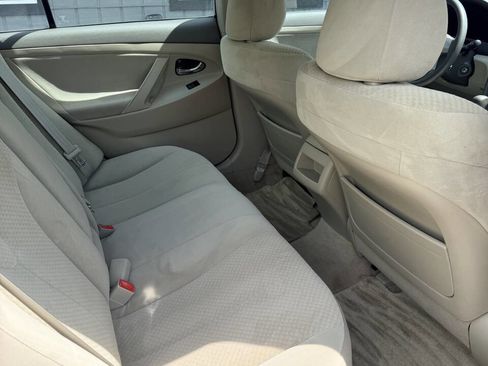Used 2009 Toyota Camry image 6
