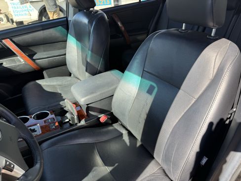 Used 2013 Toyota Highlander Limited image 12