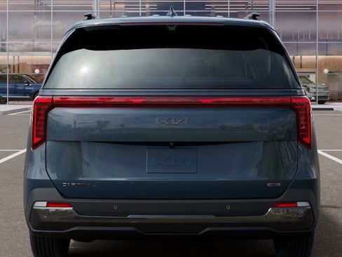 New 2026 Kia Carnival SX Prestige FWD image 13