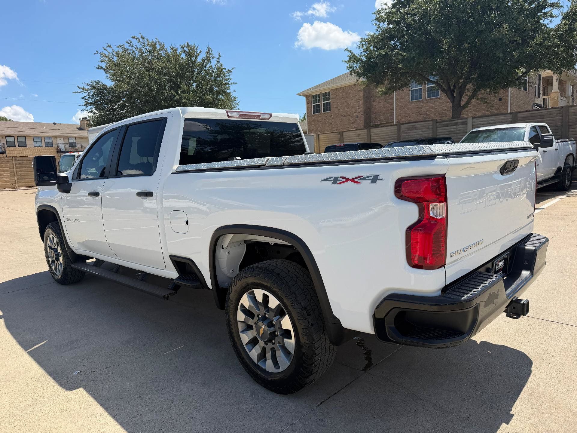 Used 2022 Chevrolet Silverado 2500 Custom w/ Custom Convenience Package AWD/4WD image 5
