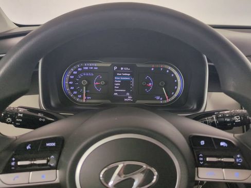 Used 2024 Hyundai Tucson SE FWD image 32