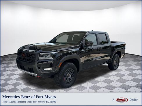 Used 2026 Nissan Frontier PRO-4X AWD/4WD image 1