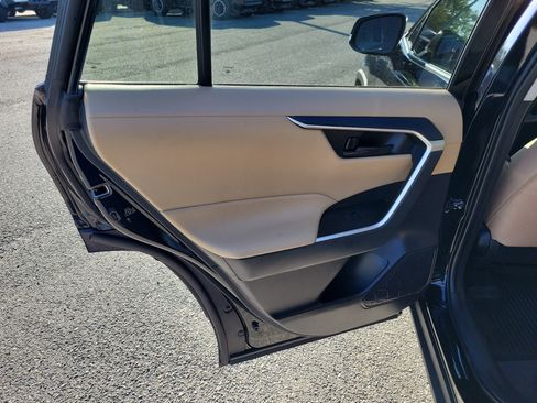 Certified 2025 Toyota RAV4 LE image 17