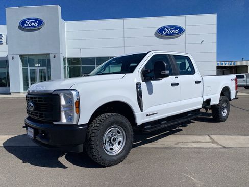 New 2026 Ford F250 4x4 Crew Cab Super Duty image 16