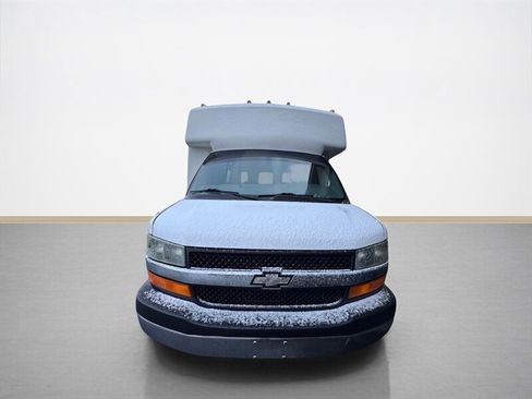 Used 2004 Chevrolet Express 3500 w/ RV Package.  Upfitter Option image 9