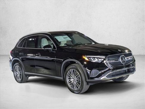 New 2026 Mercedes-Benz GLC 300 image 7
