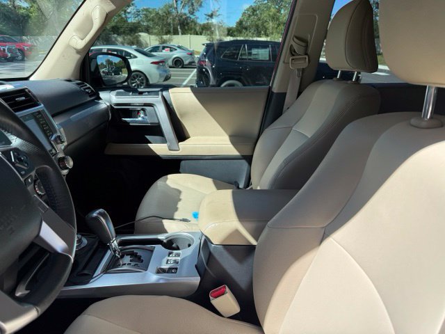 Used 2021 Toyota 4Runner SR5 Premium w/ Moonroof Package AWD/4WD image 9