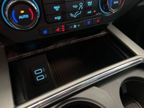 Used 2018 Ford F250 Lariat w/ Lariat Value Package image 23