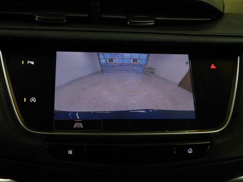 Used 2022 Cadillac XT5 Premium Luxury AWD/4WD image 39