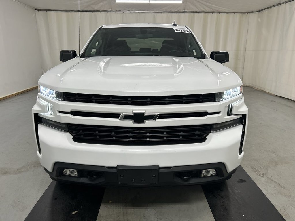 Used 2022 Chevrolet Silverado 1500 RST AWD/4WD image 3
