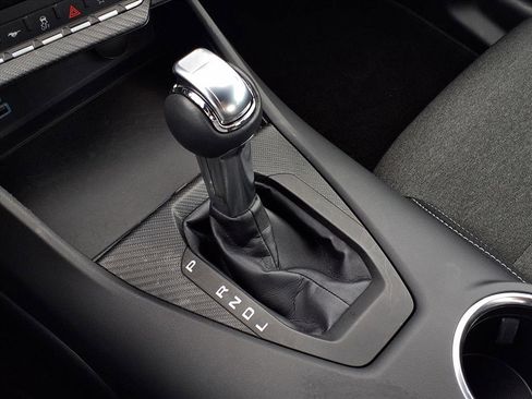 Used 2025 Ford Mustang Coupe image 27