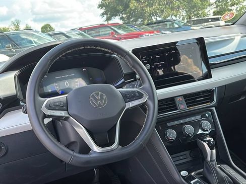 Used 2025 Volkswagen Taos S FWD image 13