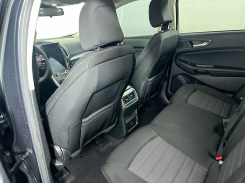 Used 2022 Ford Edge SE w/ Black Appearance Package image 29