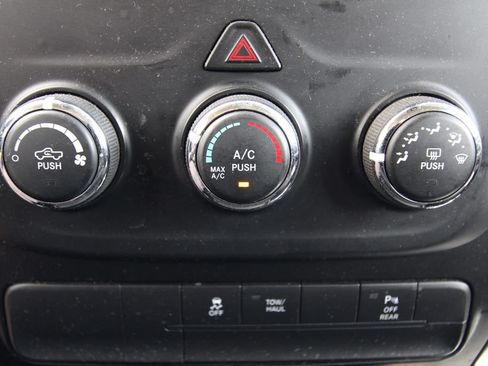 Used 2020 RAM 1500 Classic Warlock RWD image 25