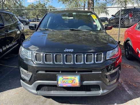 Used 2020 Jeep Compass Sport image 9