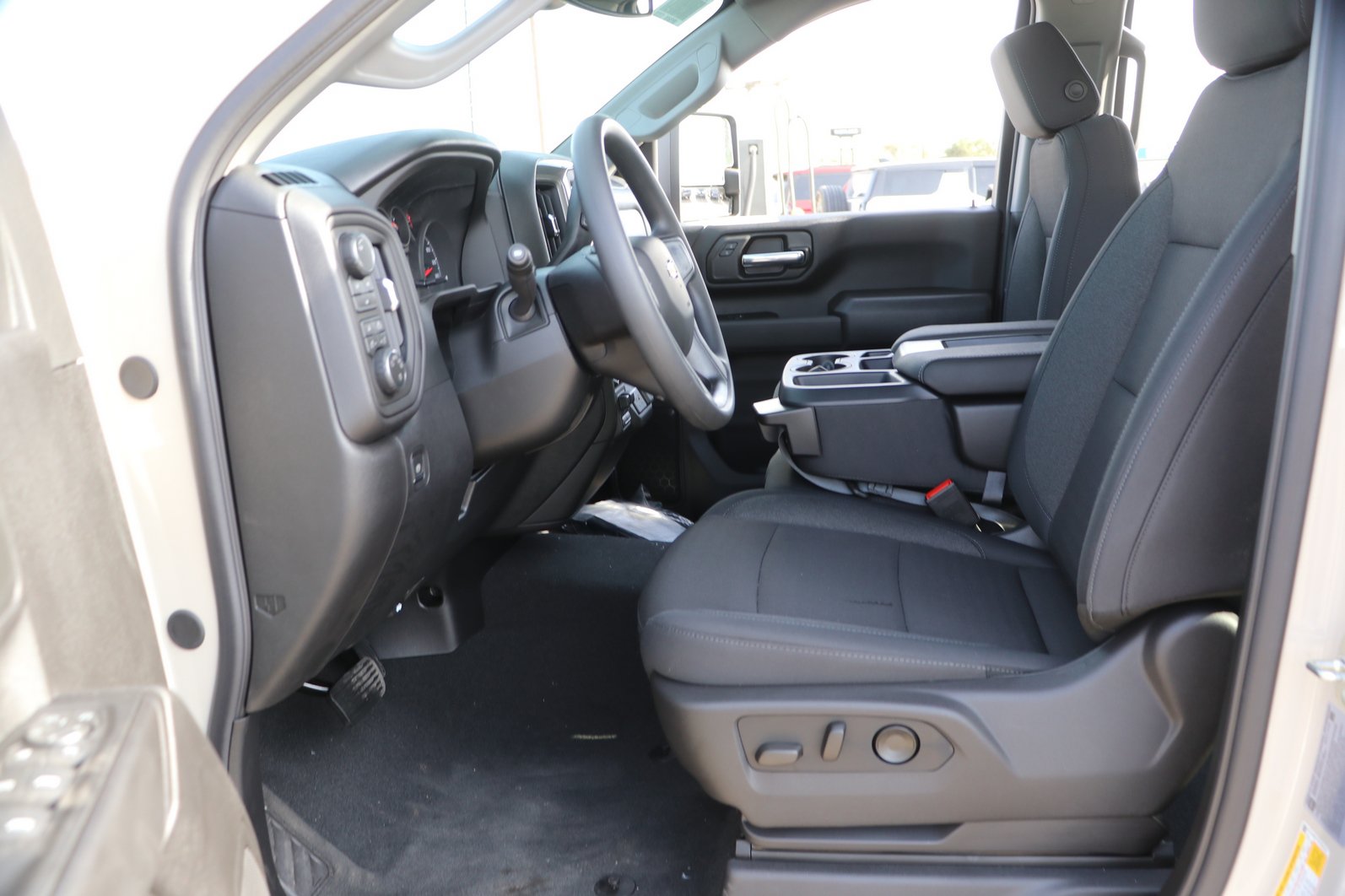 New 2026 Chevrolet Silverado 2500 Custom w/ Custom Value Package AWD/4WD image 13