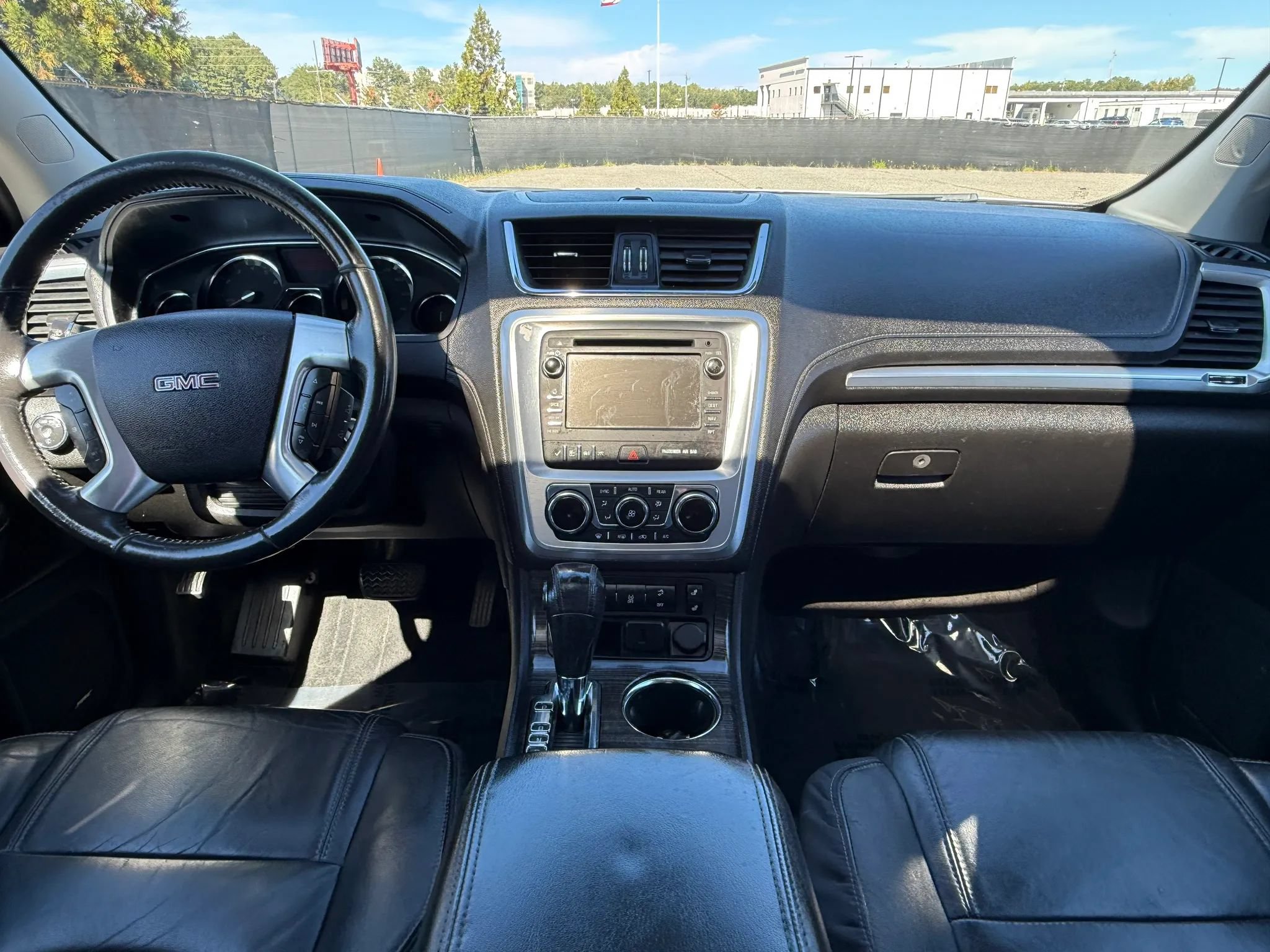Used 2015 GMC Acadia SLT FWD image 3
