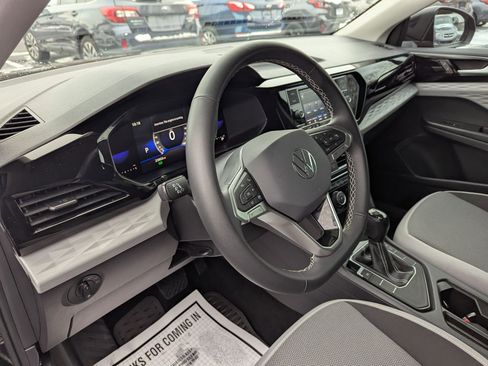 Used 2023 Volkswagen Taos S image 9