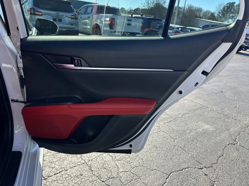 Used 2022 Toyota Camry XSE image 17