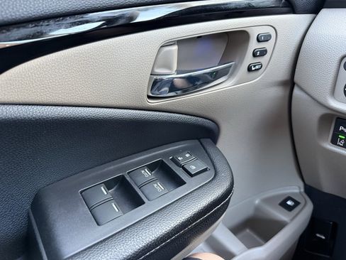 Used 2018 Honda Ridgeline RTL-E image 18