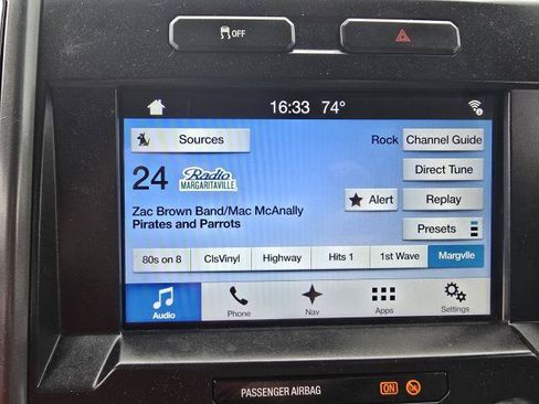 Used 2017 Ford F250 XLT w/ XLT Premium Package AWD/4WD image 24