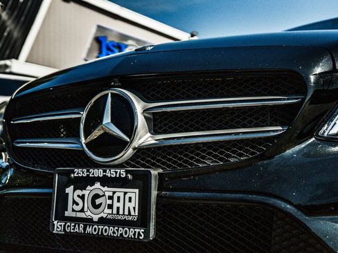 Used 2020 Mercedes-Benz C 300 4MATIC Sedan image 11