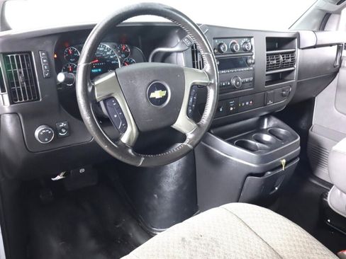 Used 2019 Chevrolet Express 2500 w/ Driver Convenience Package image 10