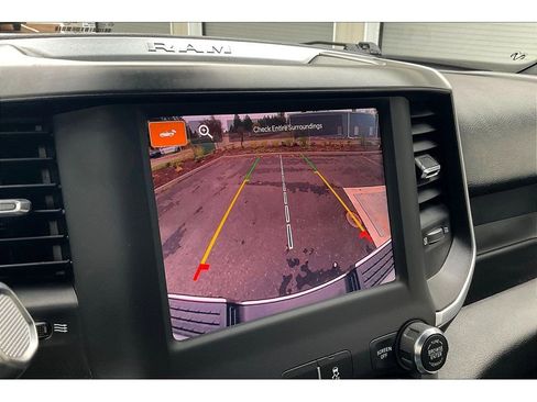 Used 2022 RAM 2500 Big Horn w/ Cold Weather Group image 21