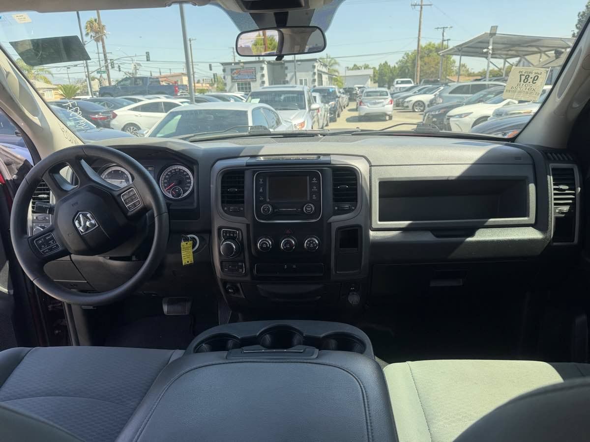 Used 2018 RAM 1500 Express w/ Express Value Package AWD/4WD image 18