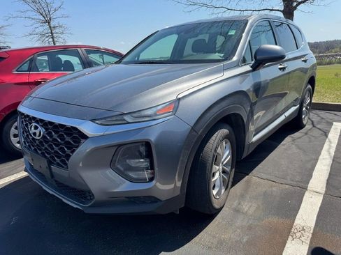 Used 2019 Hyundai Santa Fe SE image 3