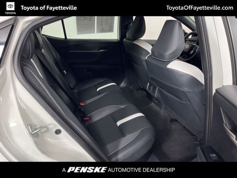 Certified 2025 Toyota Camry SE image 8